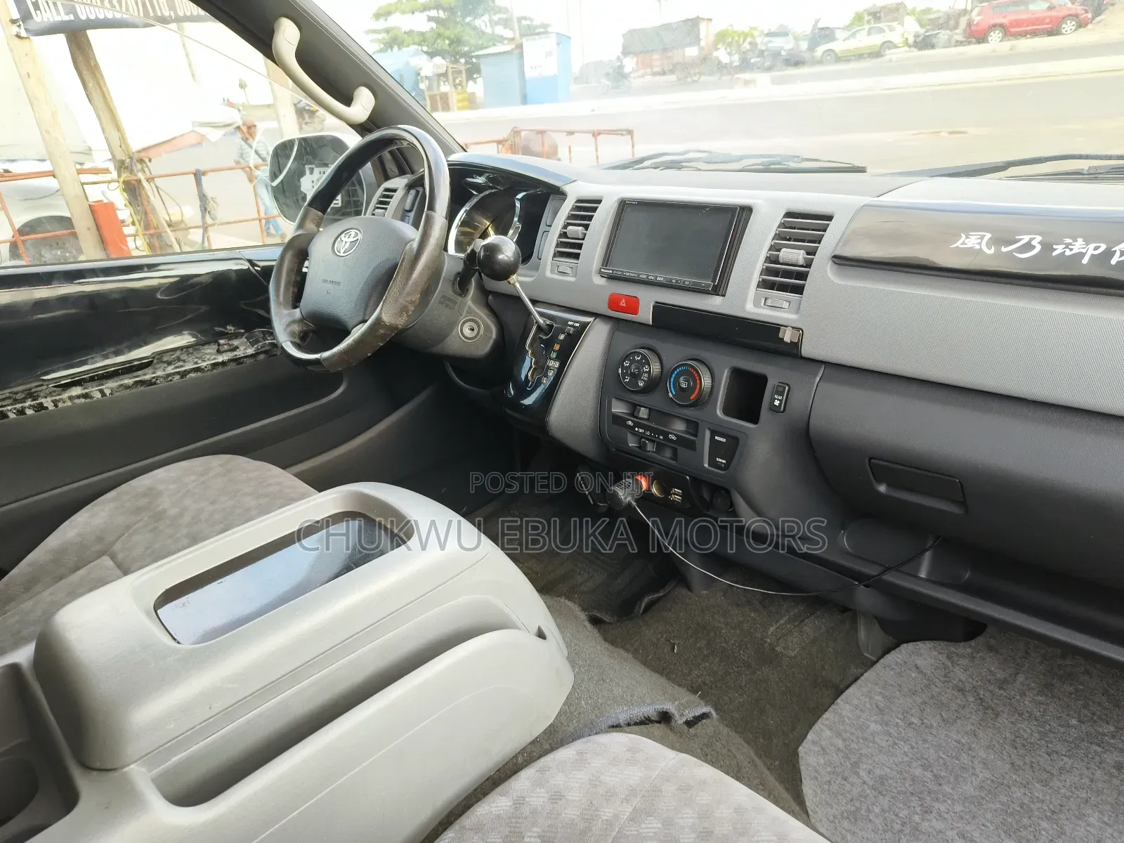 Toyota HiAce 2013 Grey