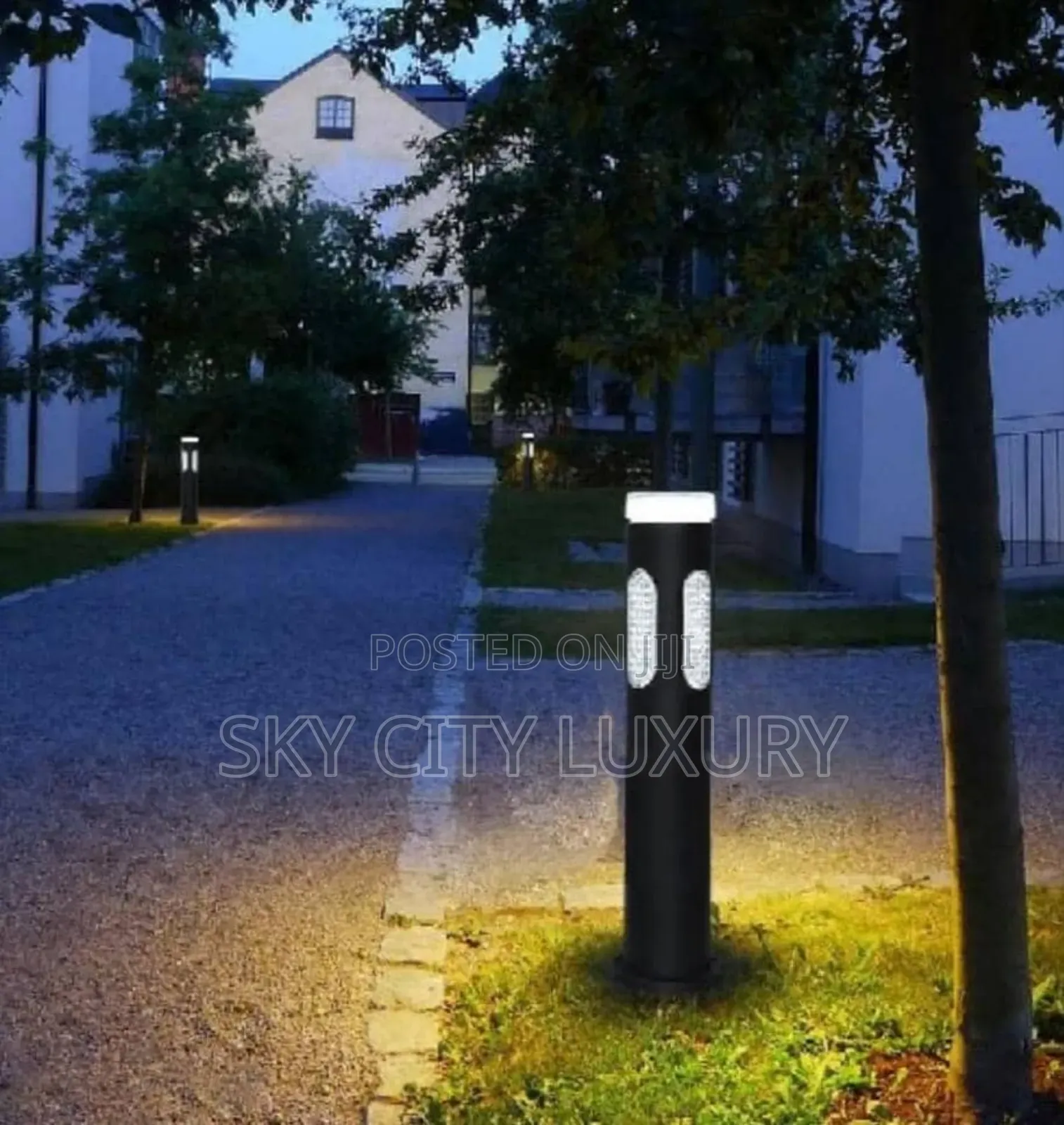 Led Standing Garden Light