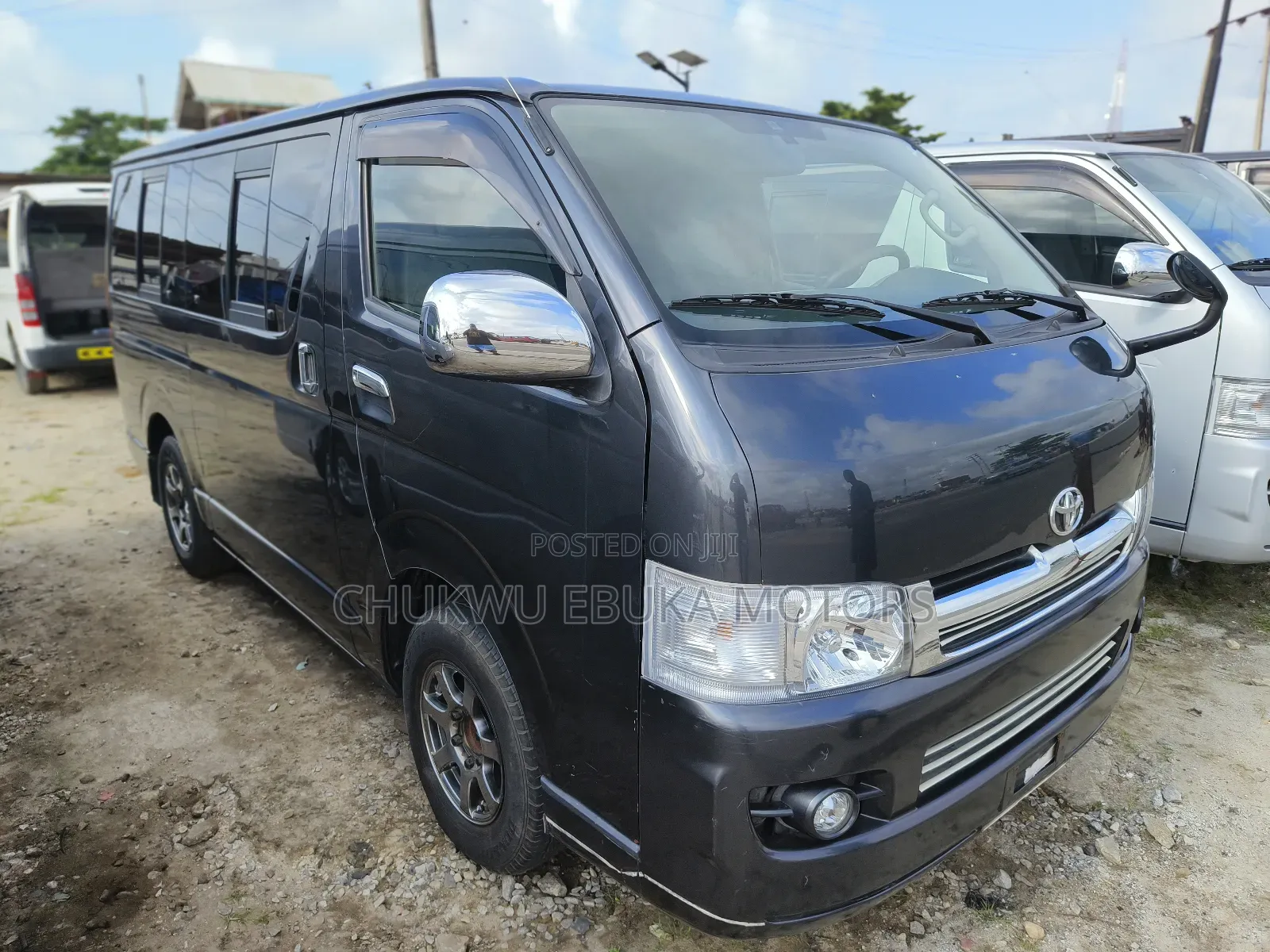 Toyota HiAce 2013 Grey