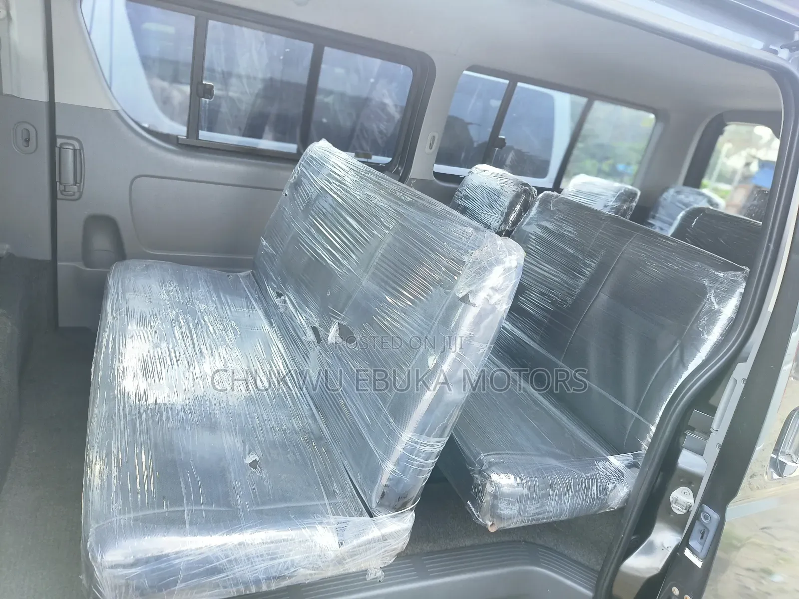 Toyota HiAce 2013 Grey