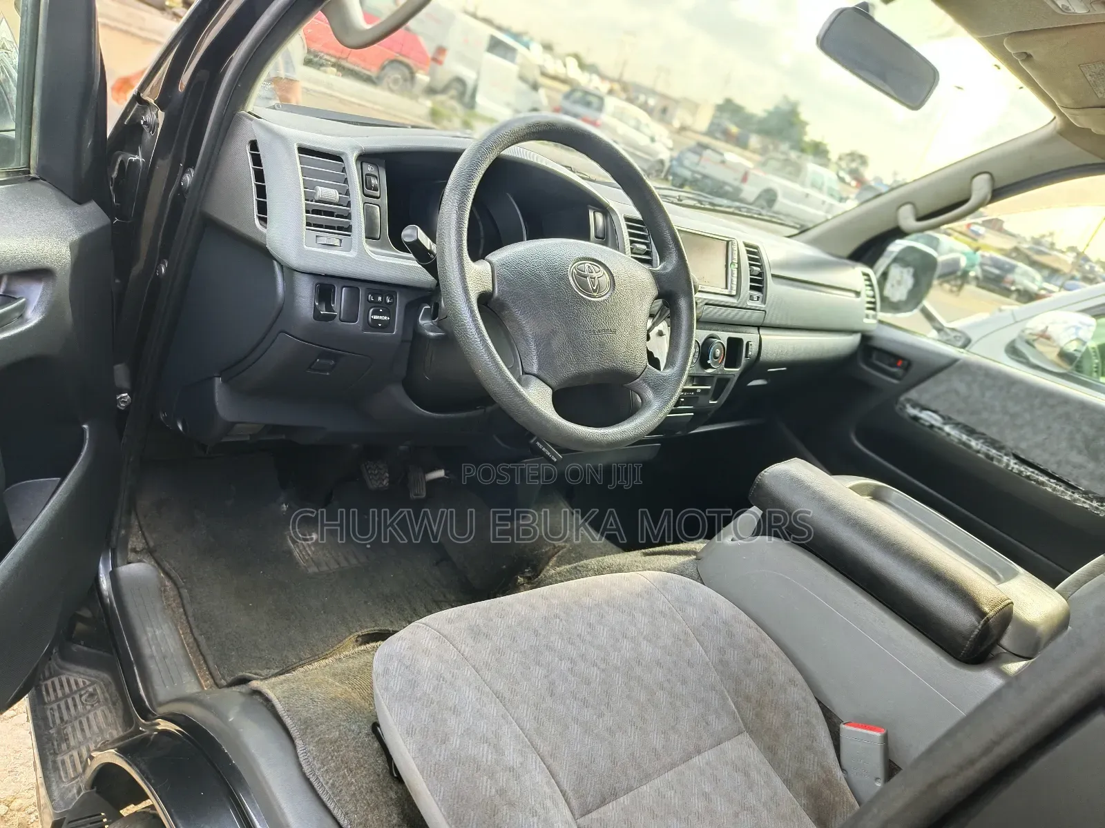 Toyota HiAce 2013 Grey