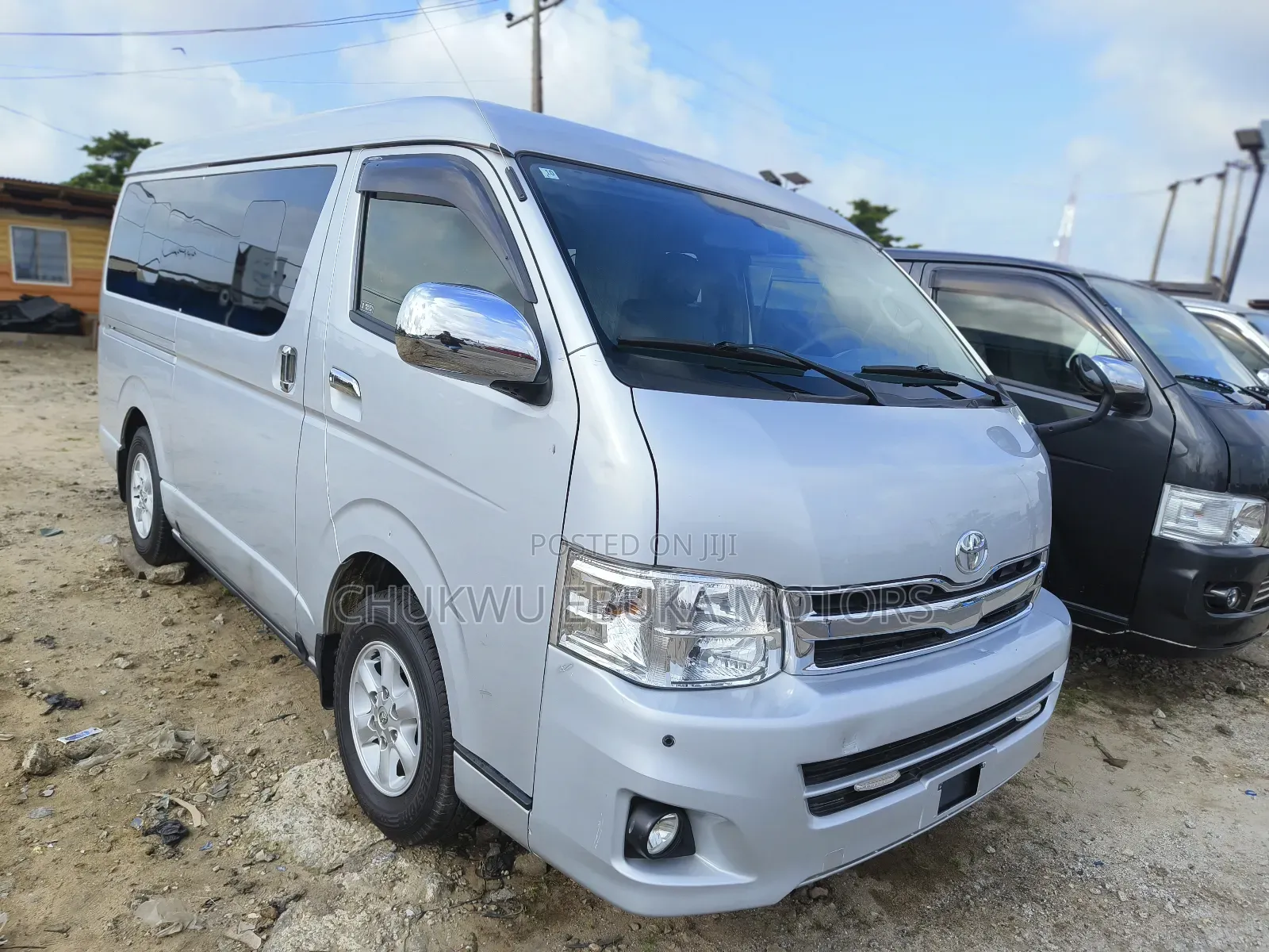 Toyota HiAce 2013 Silver