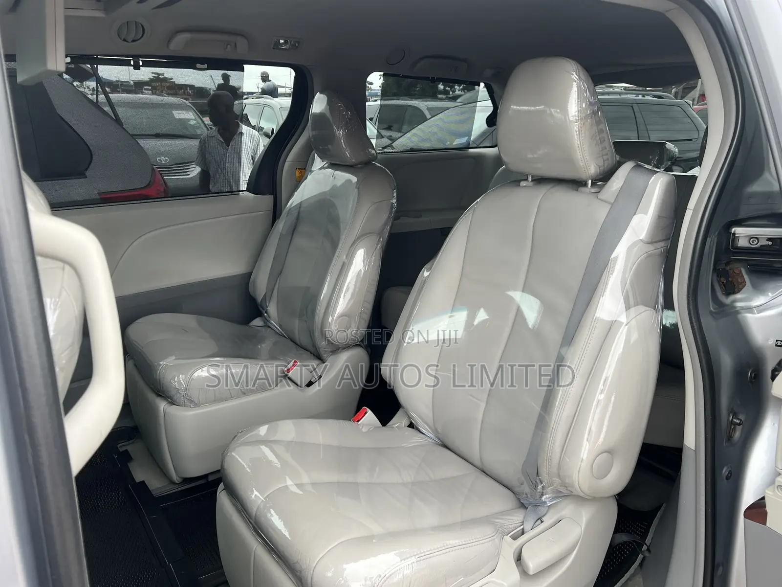 Toyota Sienna 2014 Gray