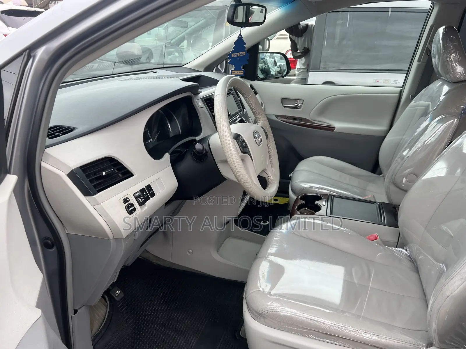 Toyota Sienna 2014 Gray