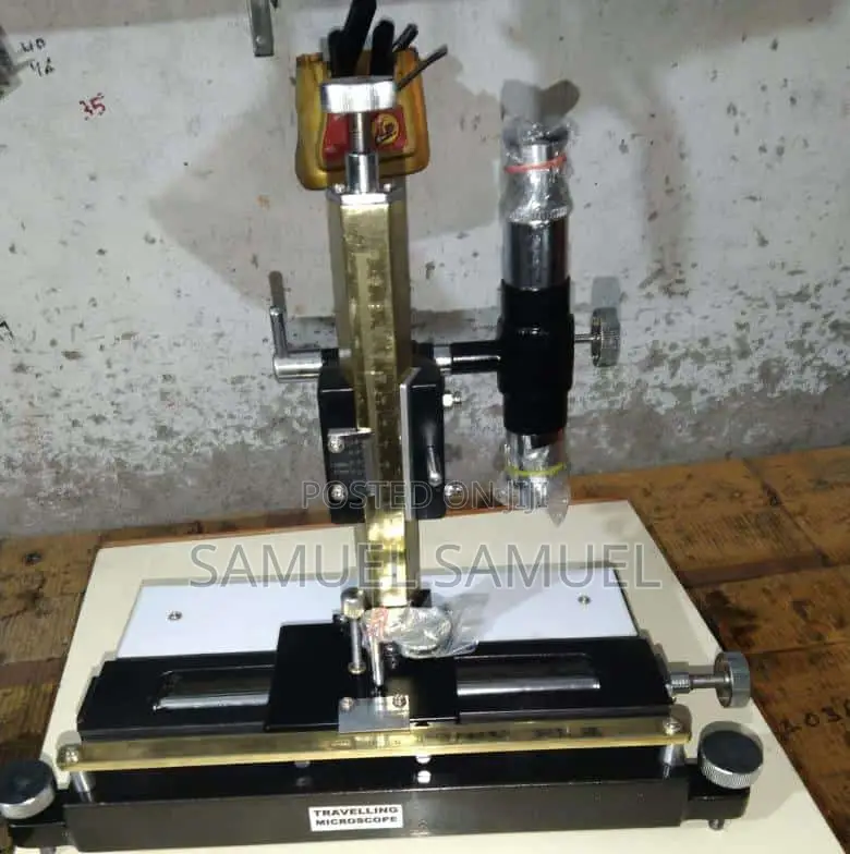 Travelling Microscope