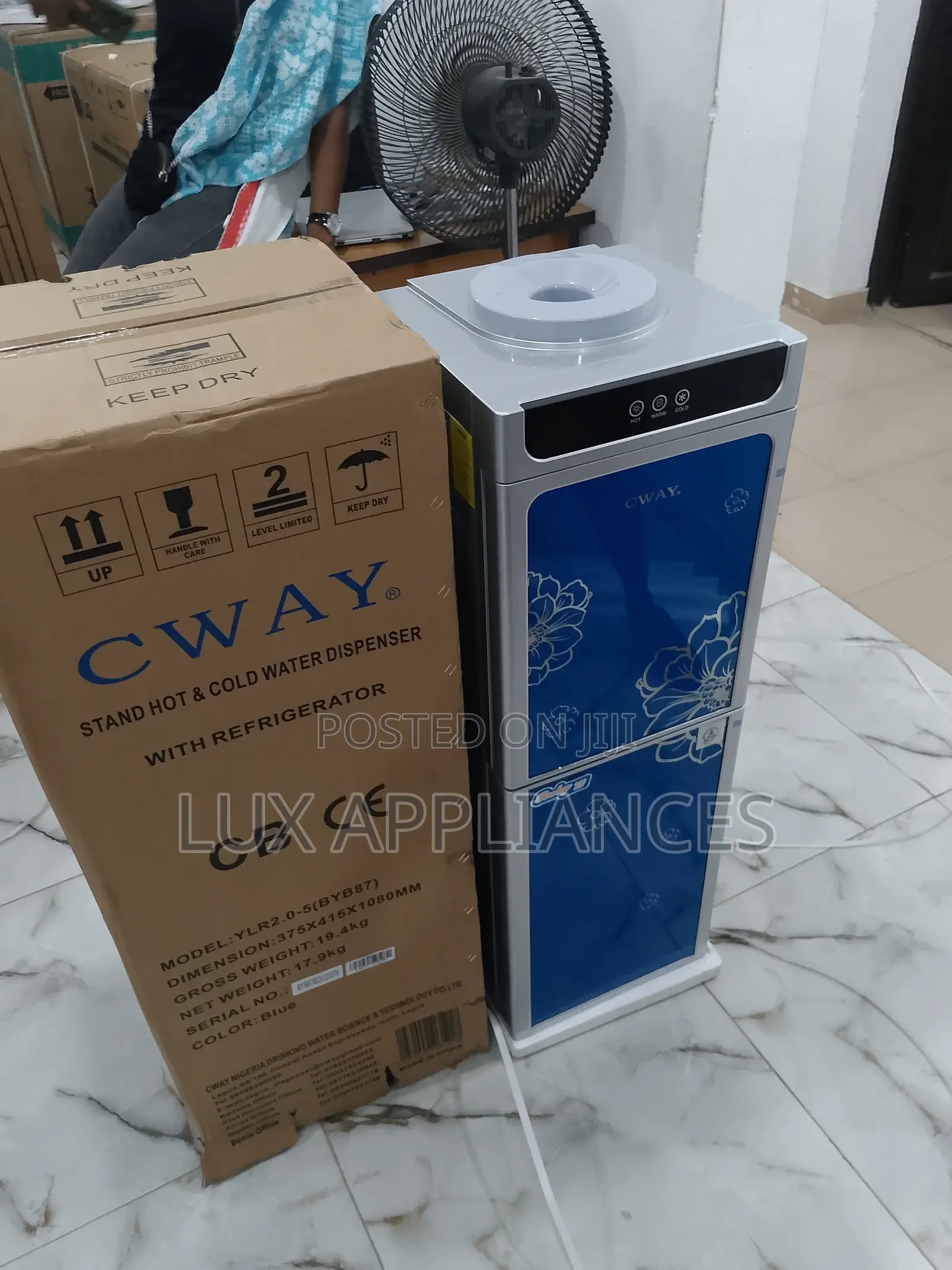 Cway Smart Dispenser