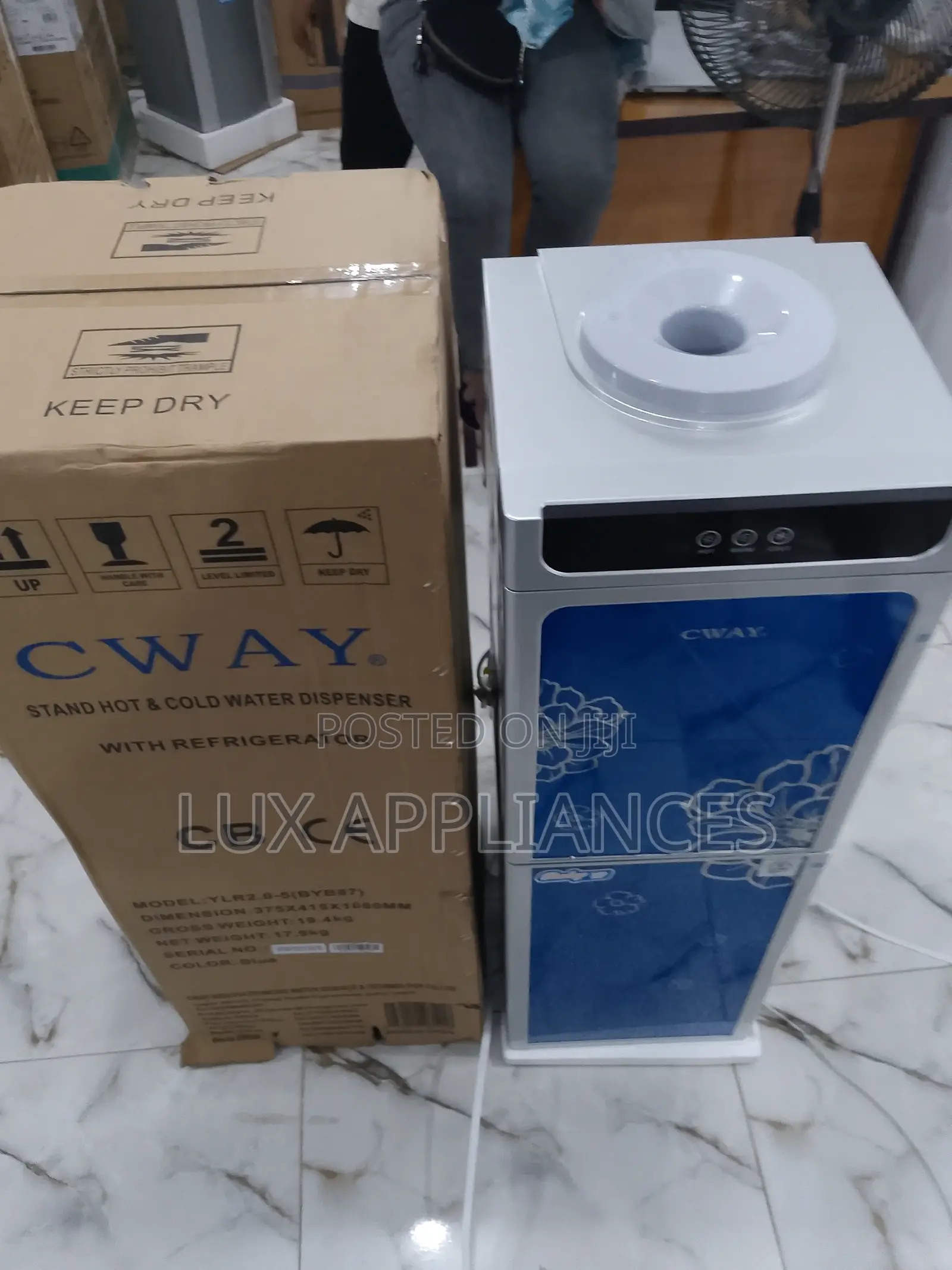 Power Saving Double Door Cway Dispenser