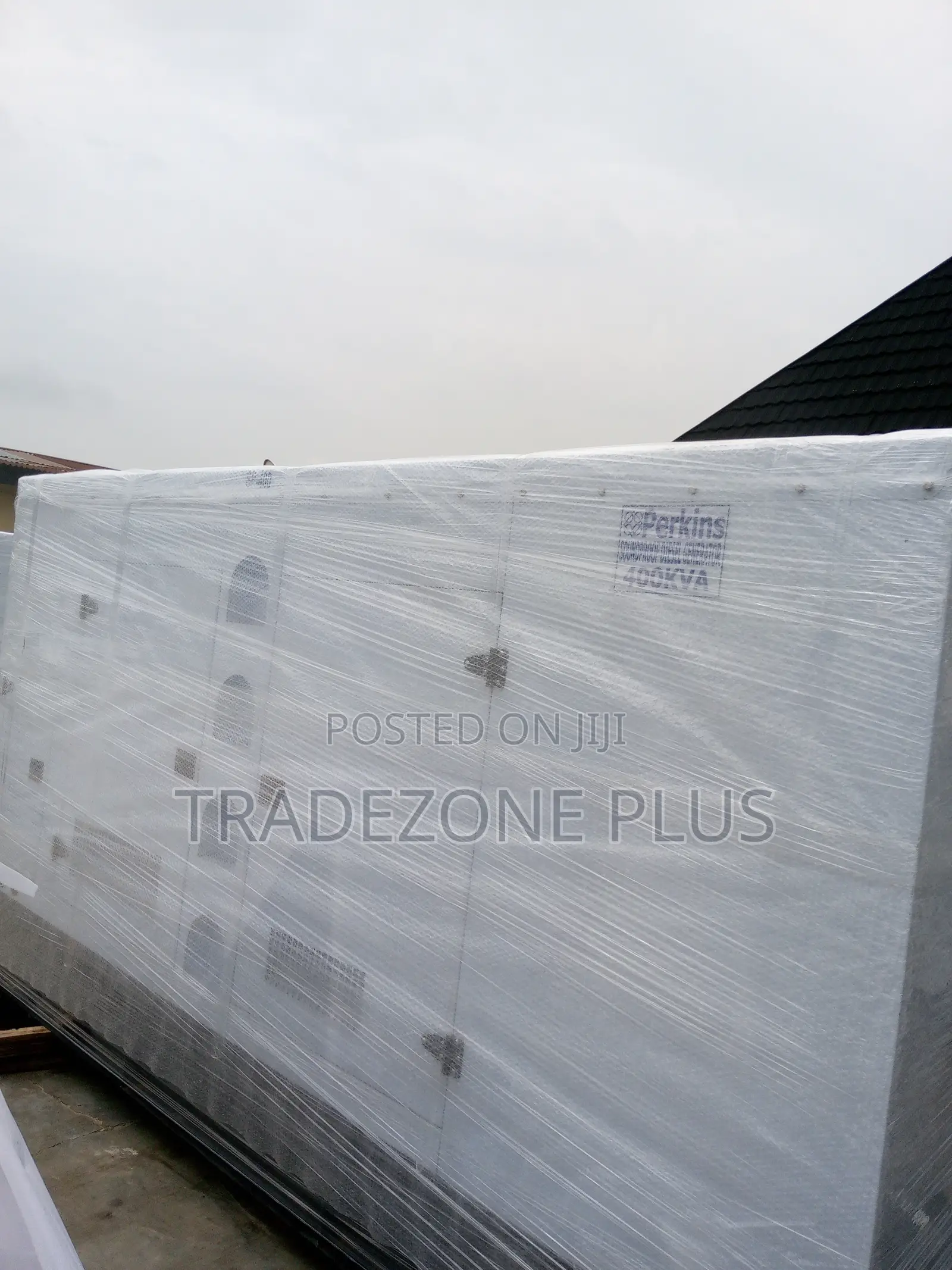 Noiseless Perkins 400kva Generator