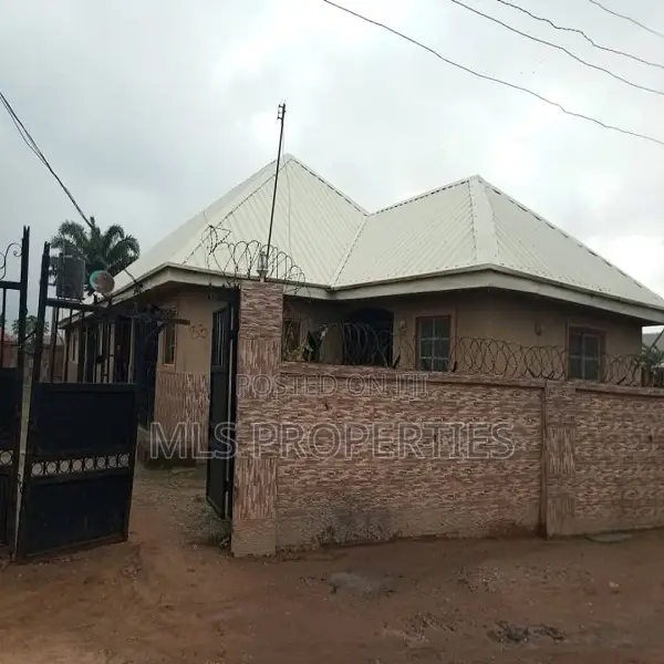1bdrm Apartment in Mararaba for sale