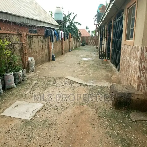 1bdrm Apartment in Mararaba for sale