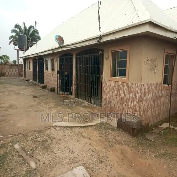 1bdrm Apartment in Mararaba for sale