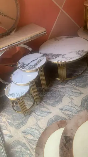 Center Table With 3 Side Stools