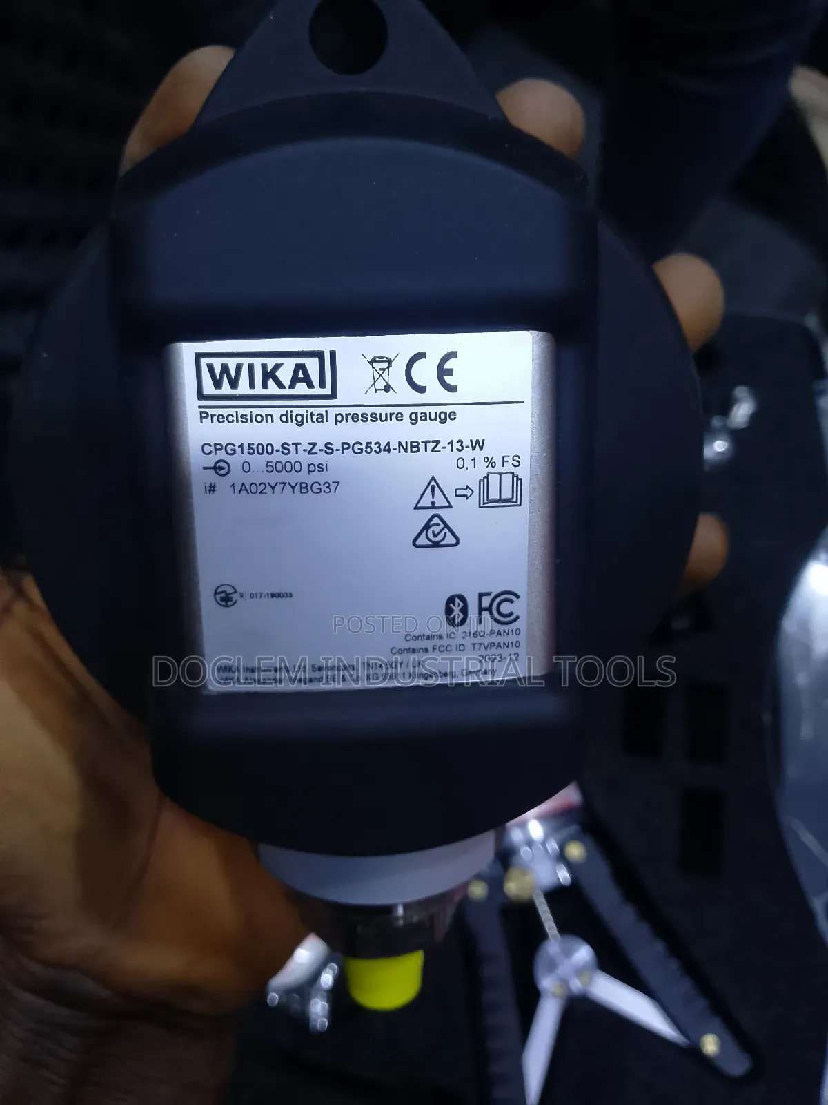 Digital Pressure Gauge With Stand