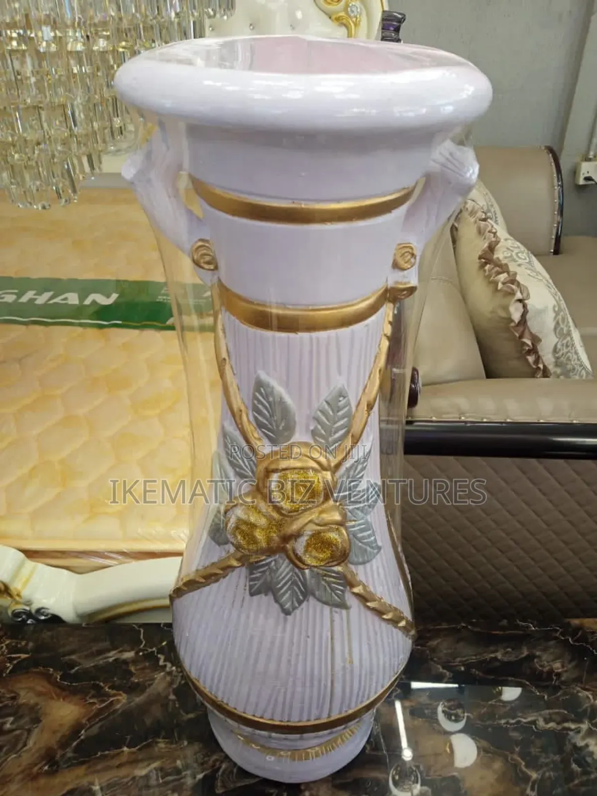 24 Inches Flower Pot