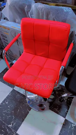 Adjustable Height Swivel Bar Stool With Arm Rest