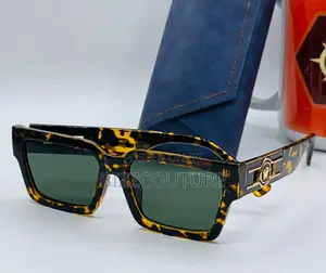 Original Versace Eye Wear Tinted Sunglasses Is Avialable Now