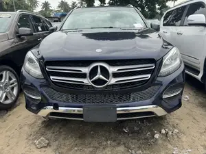 Mercedes-Benz GLE-Class GLE 350d 4MATIC 2016 Blue