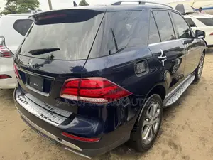 Mercedes-Benz GLE-Class GLE 350d 4MATIC 2016 Blue