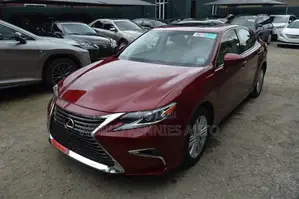 Lexus ES 2014 Red