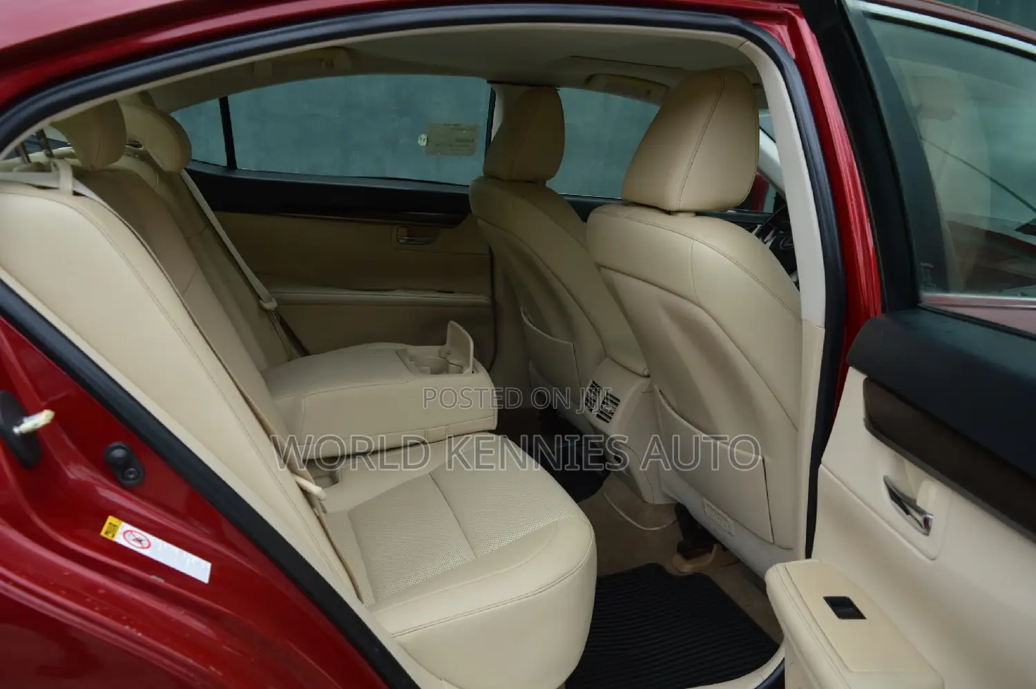 Lexus ES 2014 Red