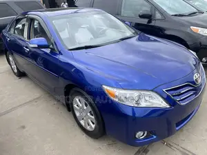 Toyota Camry 2010 Blue