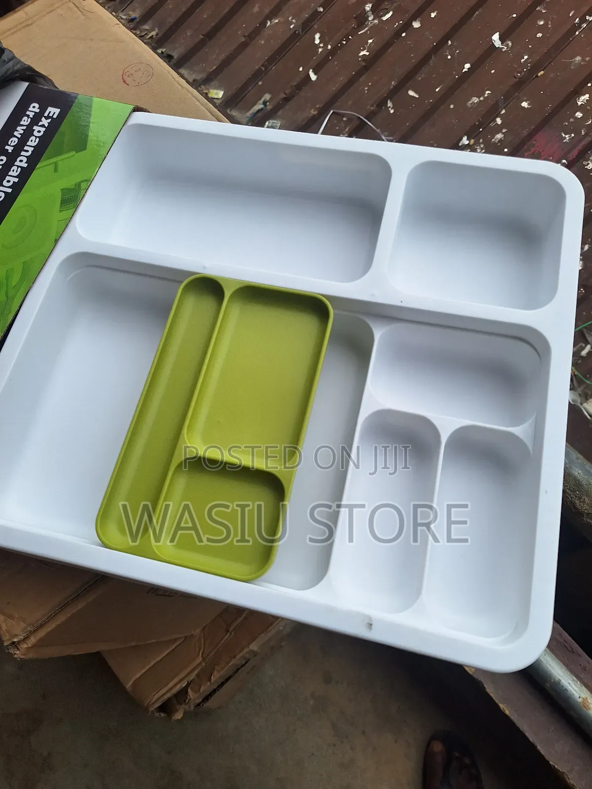 Expandable Drawer Organizer Tray