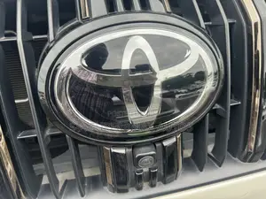 Toyota Land Cruiser Prado 2022 White