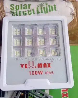 100w IP65 Vellmax Solar Floodlight