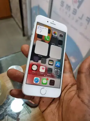 Apple iPhone 7 32 GB Silver
