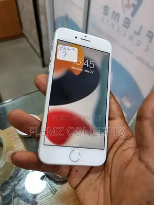 Apple iPhone 7 32 GB Silver