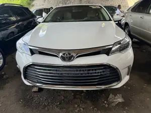 Toyota Avalon 2013 White