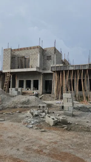 4bdrm Townhouse/Terrace in Idu Industrial for sale