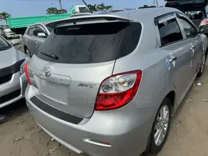 Toyota Matrix 2010 Silver