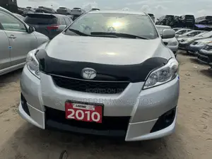 Toyota Matrix 2010 Silver