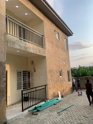 2bdrm Apartment in Ifedayo Estate, Yakoyo/Alagbole for rent