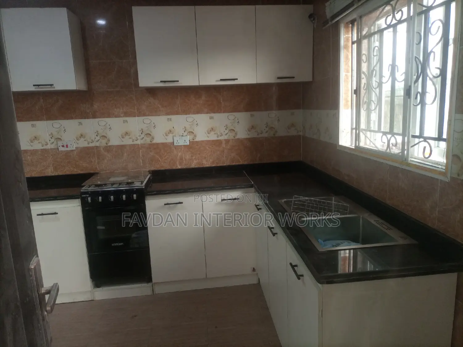 Modern Kitchen Cabinet With Marble Top