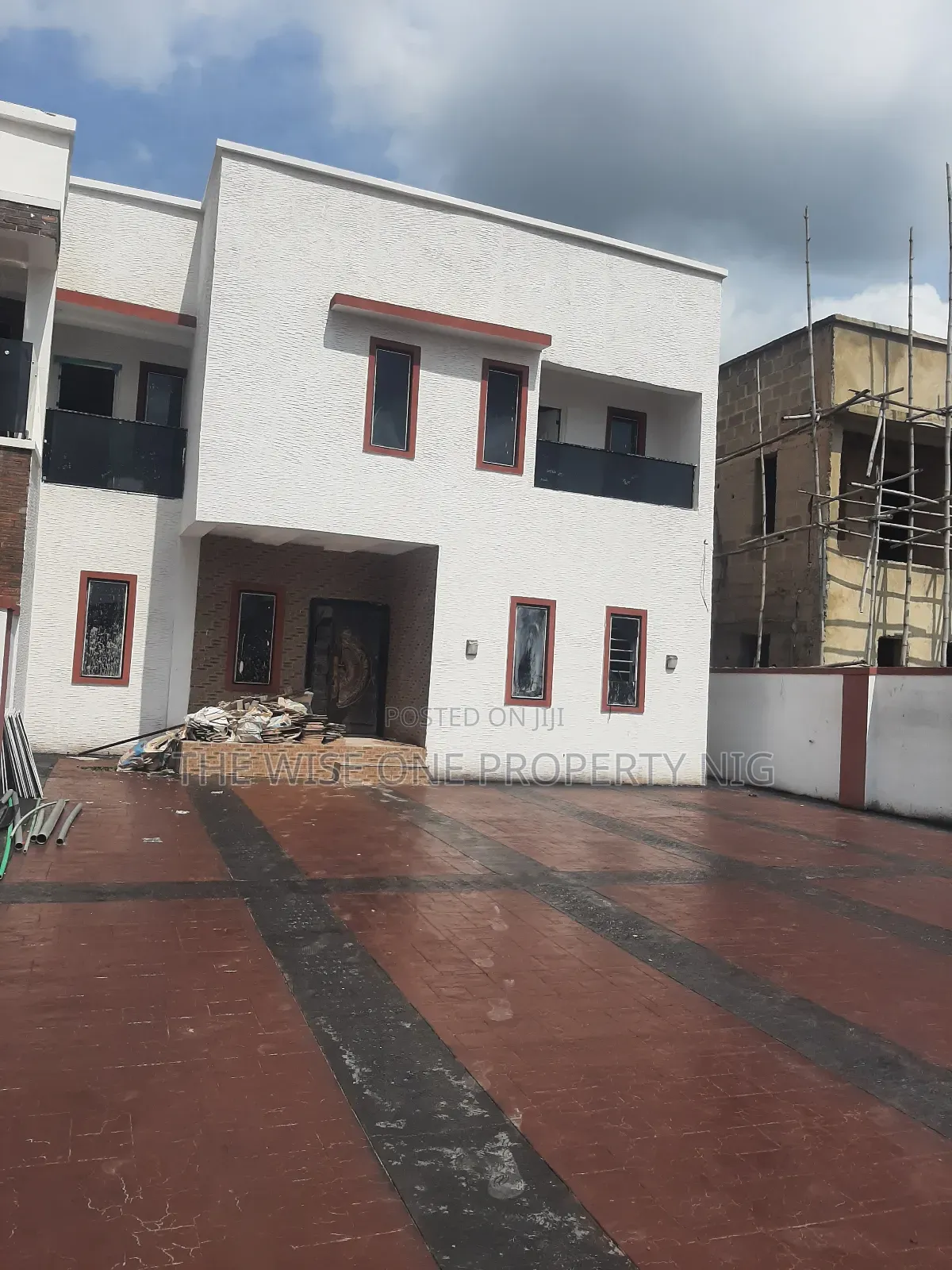 Furnished 5bdrm Duplex in Enugu for sale