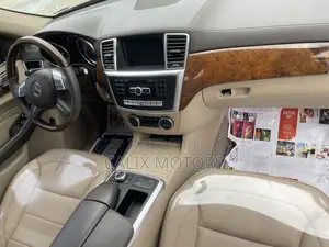 Mercedes-Benz M Class 2015 Black
