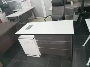 Quality Office Boss Table