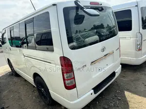 Toyota HiAce 2012 White