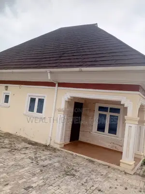 3bdrm Bungalow in Alagbaka Extension, Akure for sale