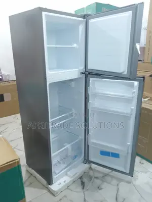 154 Liters Hisense Top Mount Refrigerator