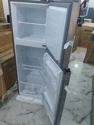 154 Liters Hisense Top Mount Refrigerator- Large Storage