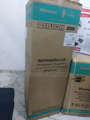 154 Liters Hisense Top Mount Refrigerator- LED Lighting