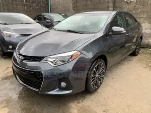 Toyota Corolla 2016 Gray
