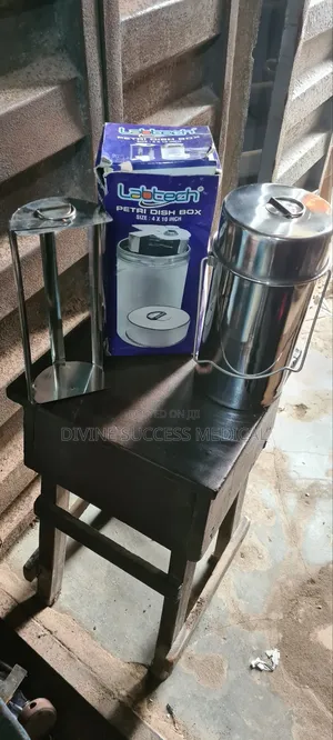 Petri Dishe Canister Box