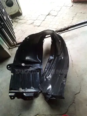 Toyota Camry 05 Sand Protector Front Right