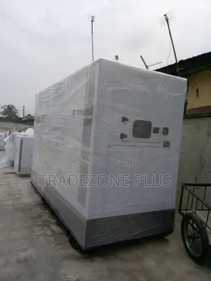 Powerful Perkins Disel Soundproof 500kva Generaator