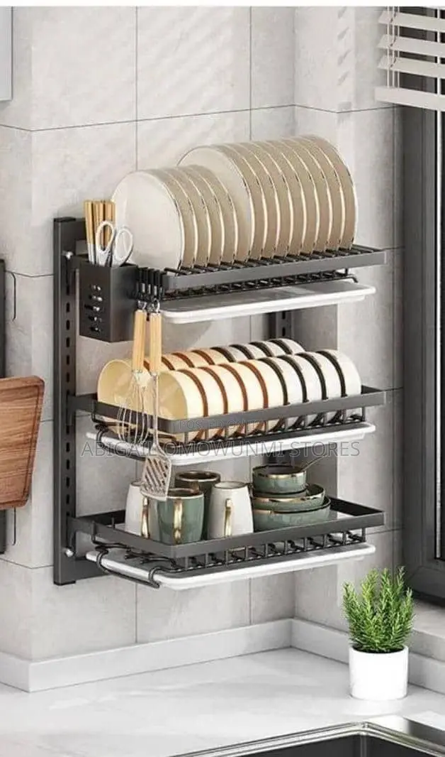 Wall Mounted Plate Rack