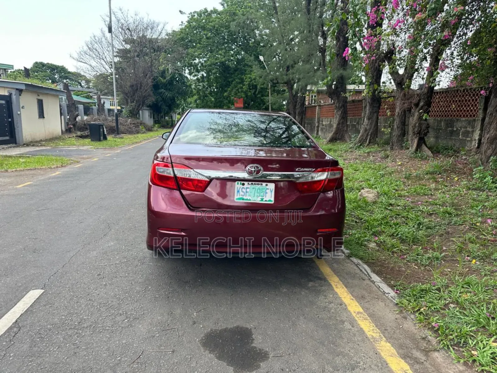 Toyota Camry 2012 Red